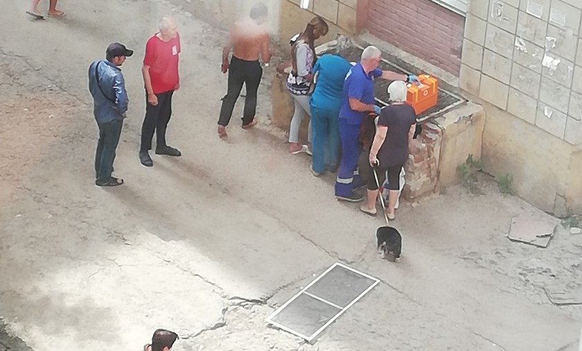 Voronezh rebenok vypal iz okna