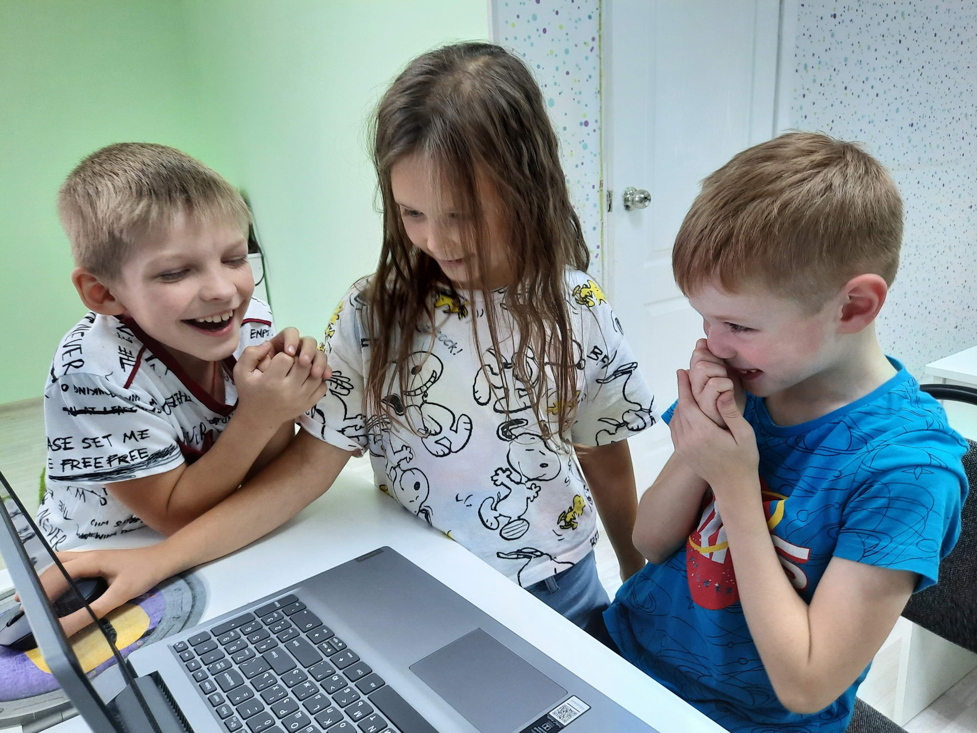 Чему бы вы хотели, чтобы ваш ребенок научился в школе IT технологий?