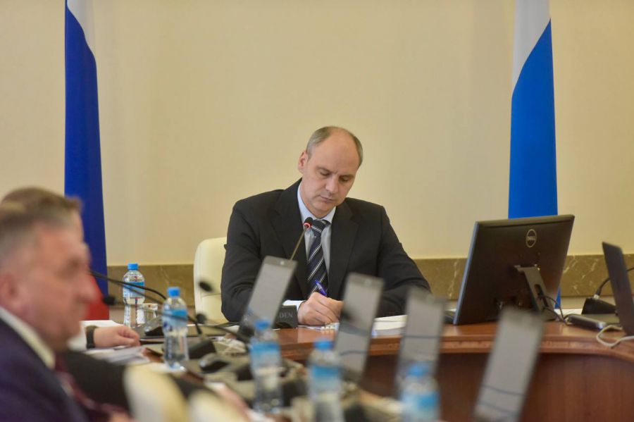 Денис Паслер дополнительно распределил более 500 миллионов рублей на льготы свердловчанам по оплате ЖКУ