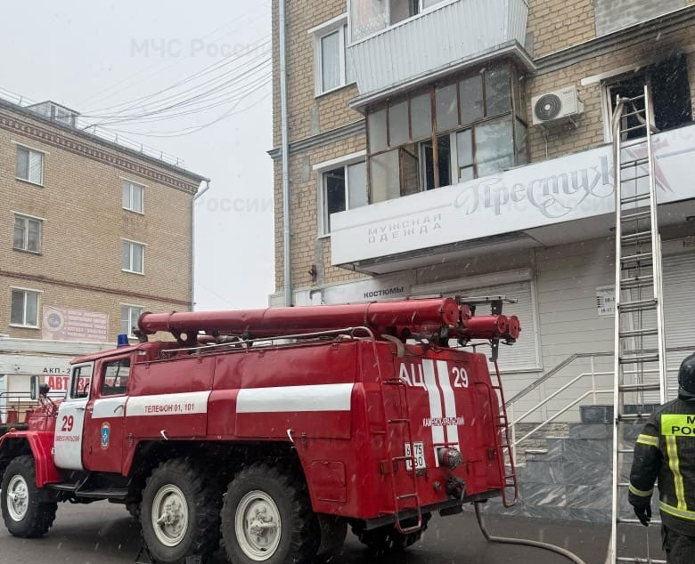 Пожар в центре Каменска-Уральского
