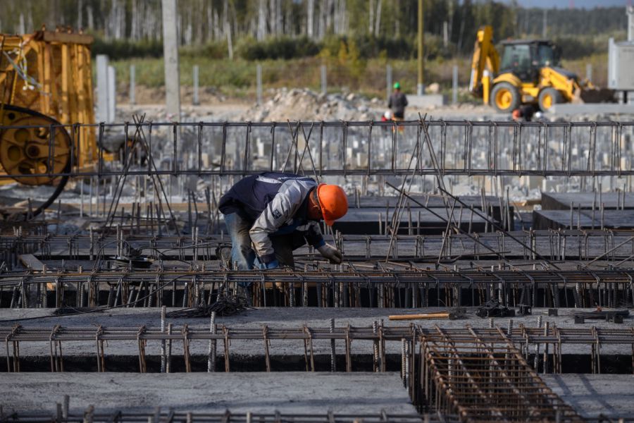 Стоимость трудового патента для иностранных граждан в Свердловской области увеличится
