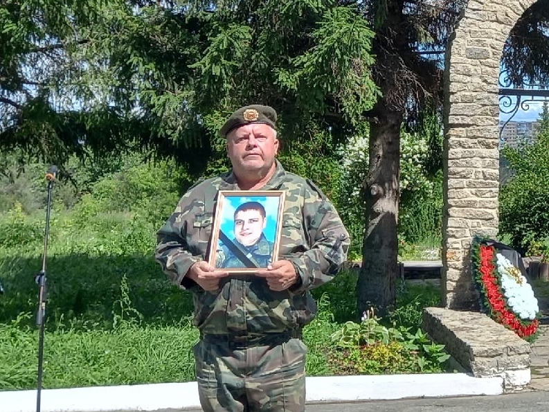 В Каменске-Уральском простились с Максимом Мирошиным