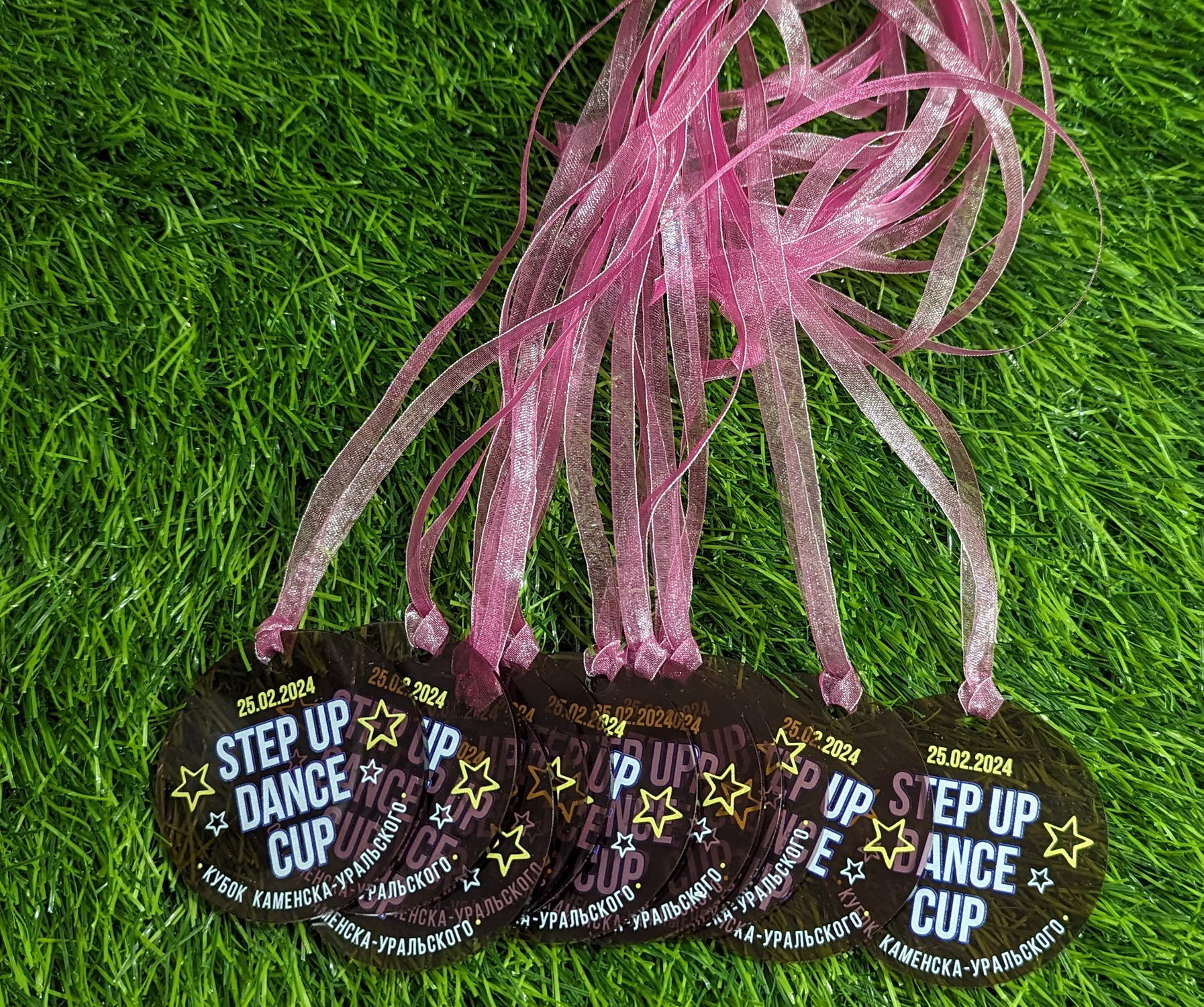 Вымпелы, награды из&nbsp;акрила, медали и&nbsp;другая наградная продукция в&nbsp;Каменске-Уральском