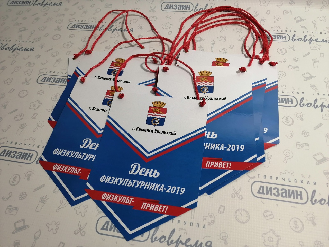 Вымпелы, награды из&nbsp;акрила, медали и&nbsp;другая наградная продукция в&nbsp;Каменске-Уральском