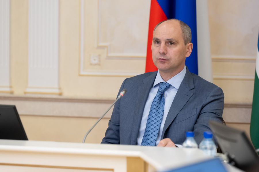 Губернатор Денис Паслер распределил обязанности между членами правительства Свердловской области