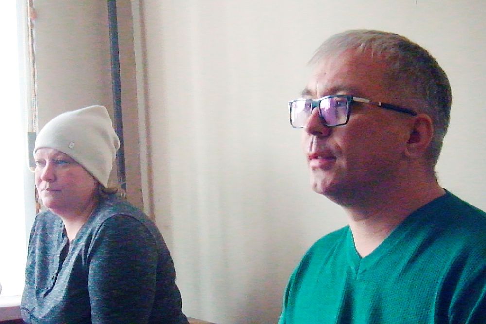 Мама потерпевшей и представитель Сергей Барсуков