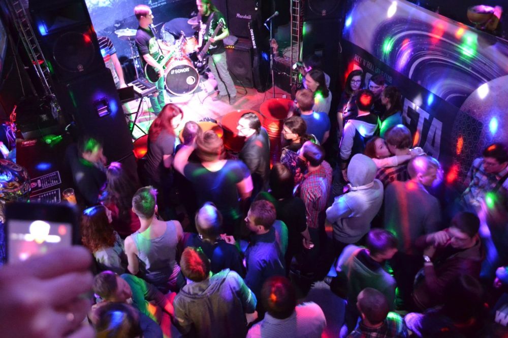 X8C9JVBwMzE