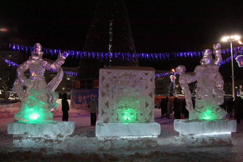 В&nbsp;Каменске-Уральском состоялось открытие ледовых городков. Прямые трансляции портала «Виртуальный Каменск»