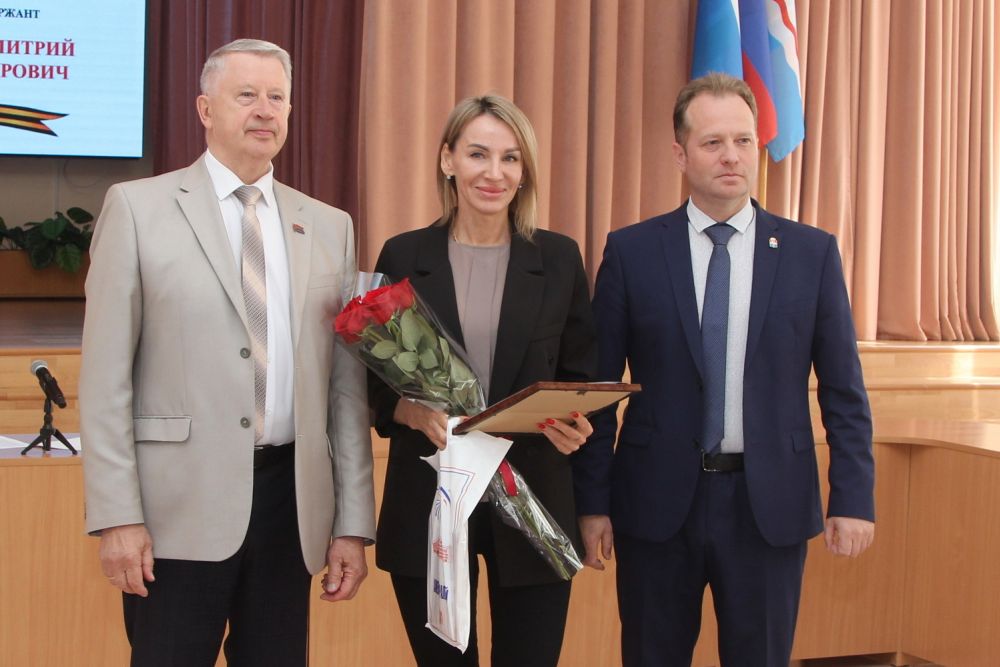 Благодарственное письмо за подвиг Дмитрия Колбина вручили его маме