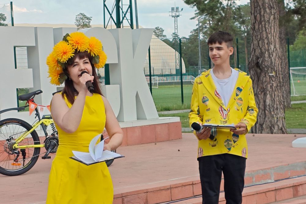 Лето, солнце, одуванчики: в Каменске-Уральском провели новый праздник