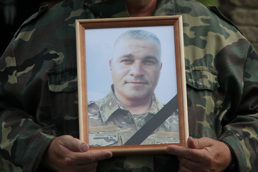 Каменск-Уральский простился с храбрыми воинами Павлом Белоносовым, Василием Макидонским и Евгением Машьяновым
