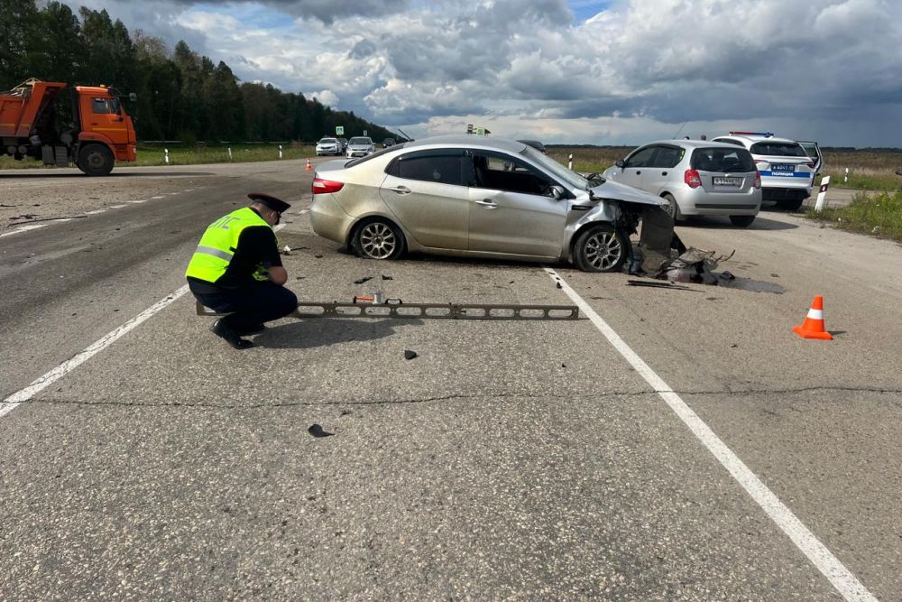 Два ребенка и взрослый пострадали в результате аварии под Каменском-Уральским