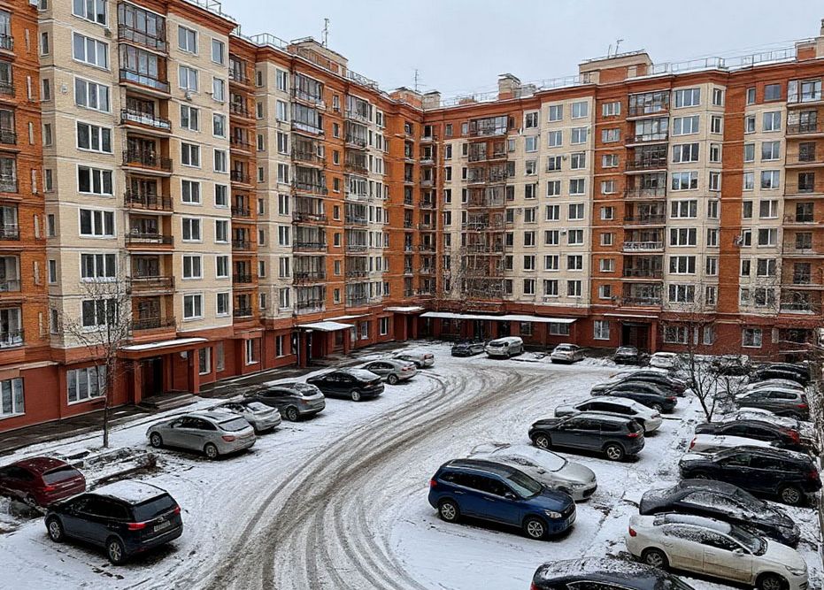 Россиянам напомнили о штрафах за неправильную парковку во дворах