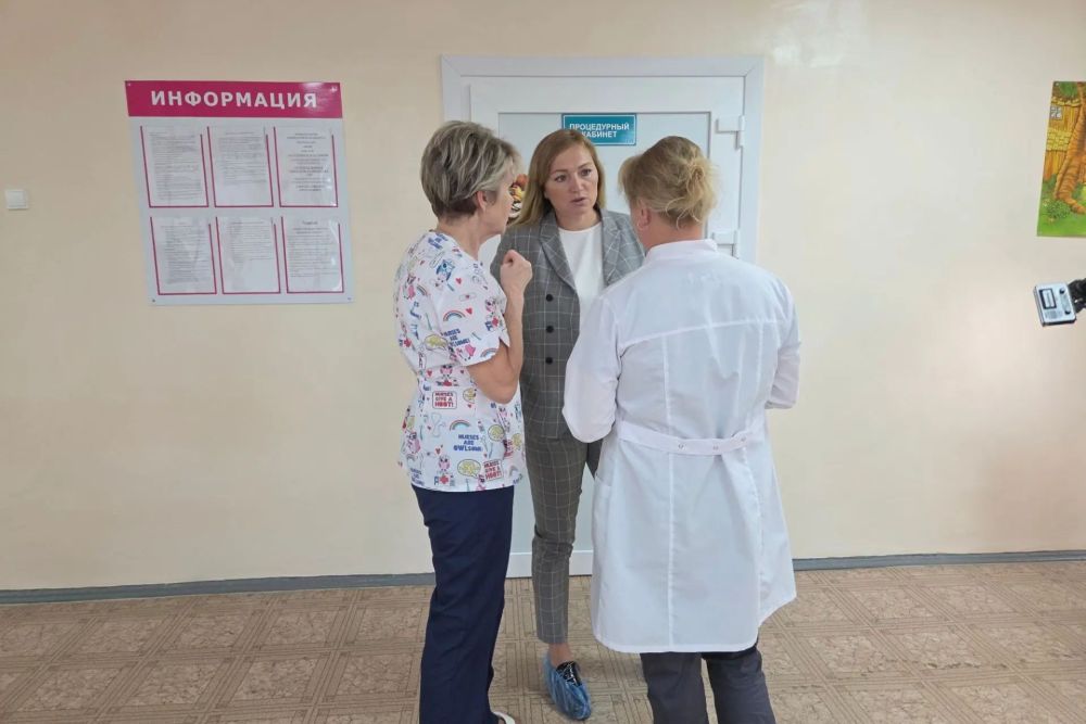 Анна Соломеина обсудила с главными врачами ремонты больниц
