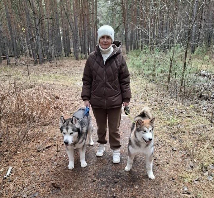 Обнимашки с маламутом: как в Каменске появилась студия радости и тепла