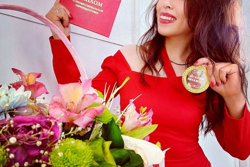 Многогранная "Матрёшка" Каменска: как визажист Алиша меняет самоощущение уральских девушек