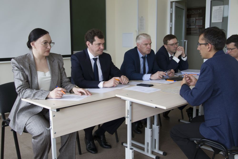 Выпускников ВУЗа будут ждать на СинТЗ