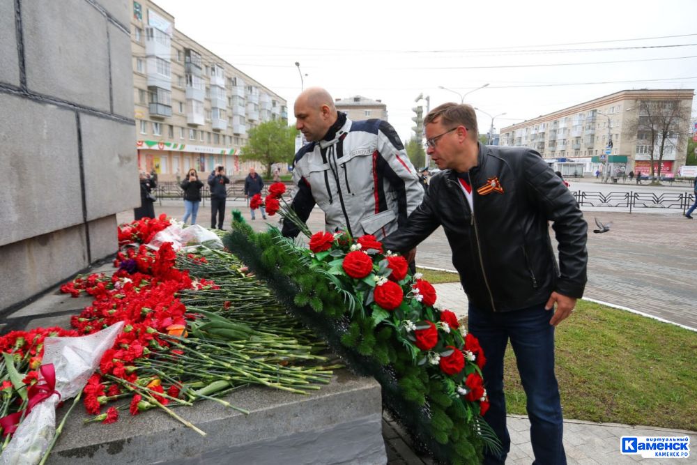 Артем Жога совершил мотопробег по свердловским городам Трудовой доблести