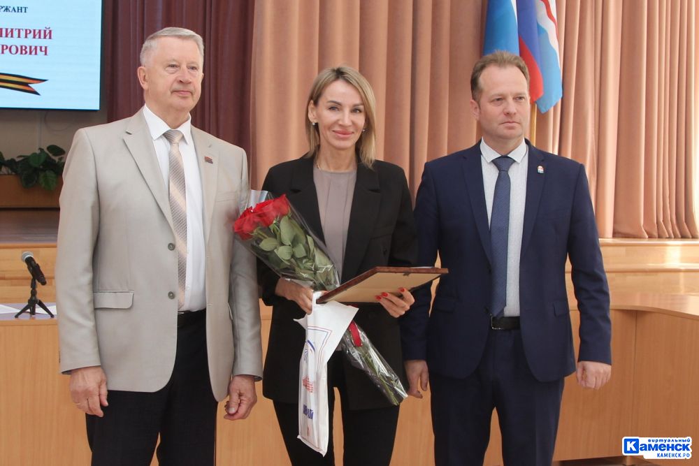 Благодарственное письмо за подвиг Дмитрия Колбина вручили его маме