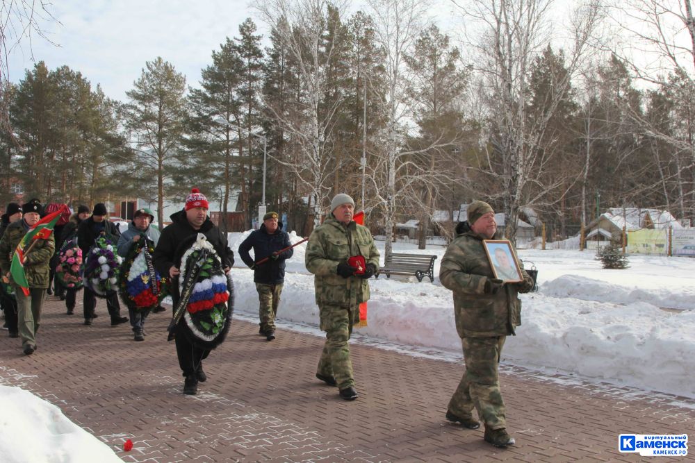 В Каменске-Уральском простились с Эдуардом Волеговым