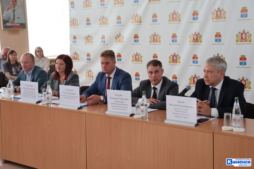 Специалисты архивного дела провели семинар-совещание в Каменске-Уральском