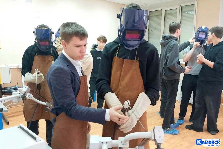 День открытых дверей пройдет в октябре в колледжах и техникумах Свердловской области