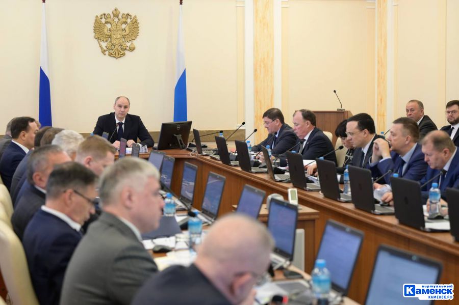 Госдолг Свердловской области с начала текущего года снизился на 9,9 миллиарда рублей