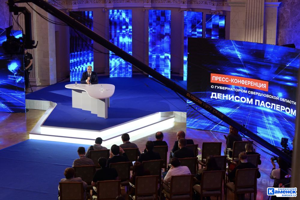 Свердловчане прислали более 7 тысяч вопросов на прямую линию губернатора Дениса Паслера