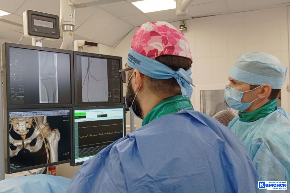 В Городской больнице Каменска-Уральского внедрили технологию «бурения» кальцинированных бляшек в сосудах нижних конечностей
