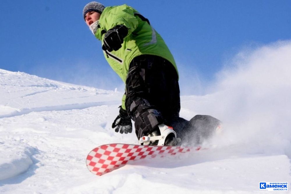 Денис Хохлов: о работе инструктором по сноуборду в Каменске