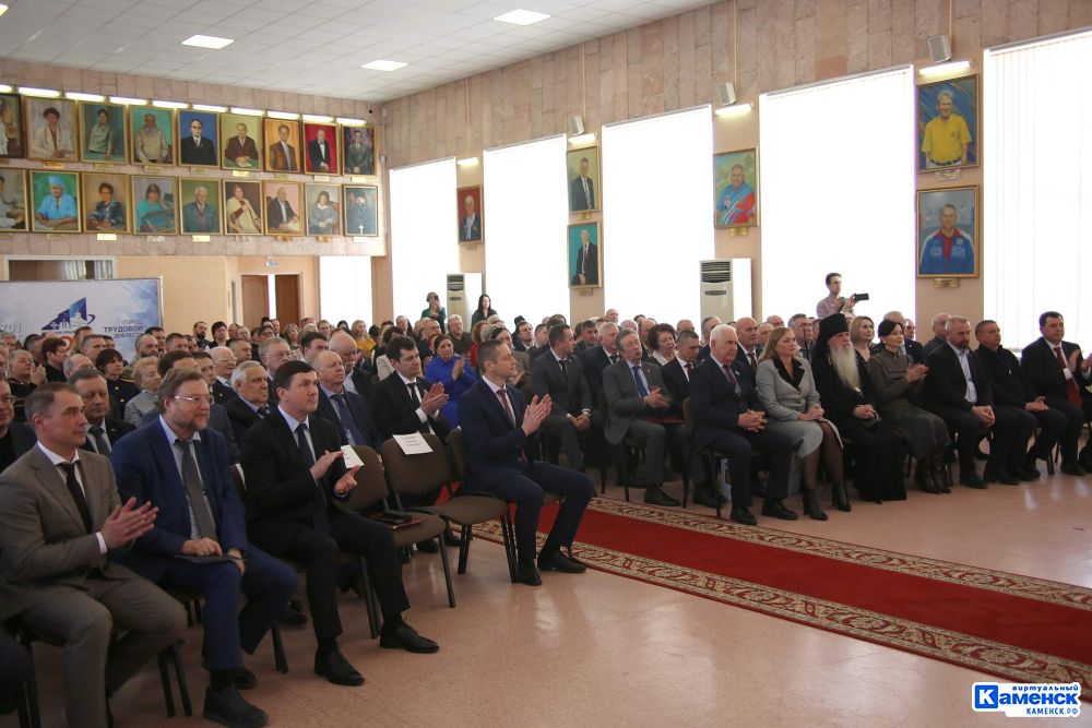 Главой Каменска-Уральского вновь избран Алексей Герасимов 