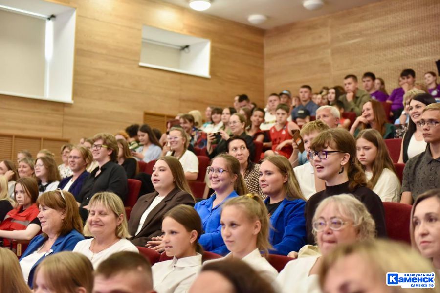 Утвержден перечень мер поддержки добровольцев и волонтёров Свердловской области