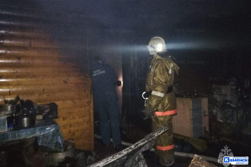 В субботу вечером горел дом в селе Соколова