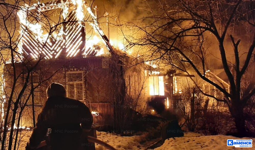 Сегодня ночью в результате пожара в деревне Соколова пострадал ребенок