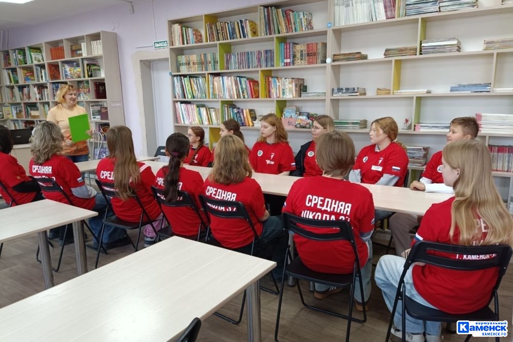 Проект библиотеки №17 Каменска‑Уральского «Читаем на ощупь» вошёл в число победителей грантового конкурса Благотворительного фонда «Синара»