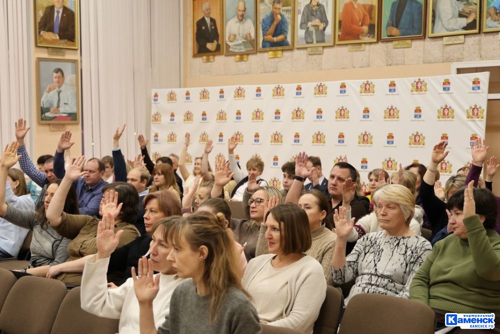 Кто будет градоначальником? В&nbsp;Каменске Уральском к&nbsp;выборам главы города вносят изменения в&nbsp;устав
