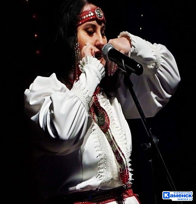 Алёна Закирова про себя, игру на варгане и этноэкскурсии в Каменске