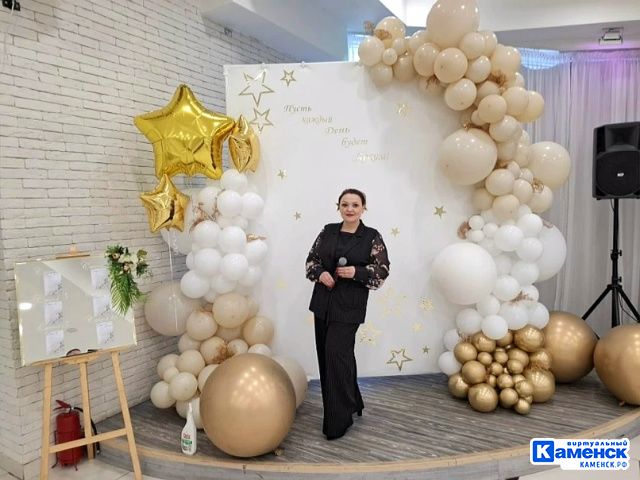 Каменская душа праздника: как Марина Узких дарит радость городу