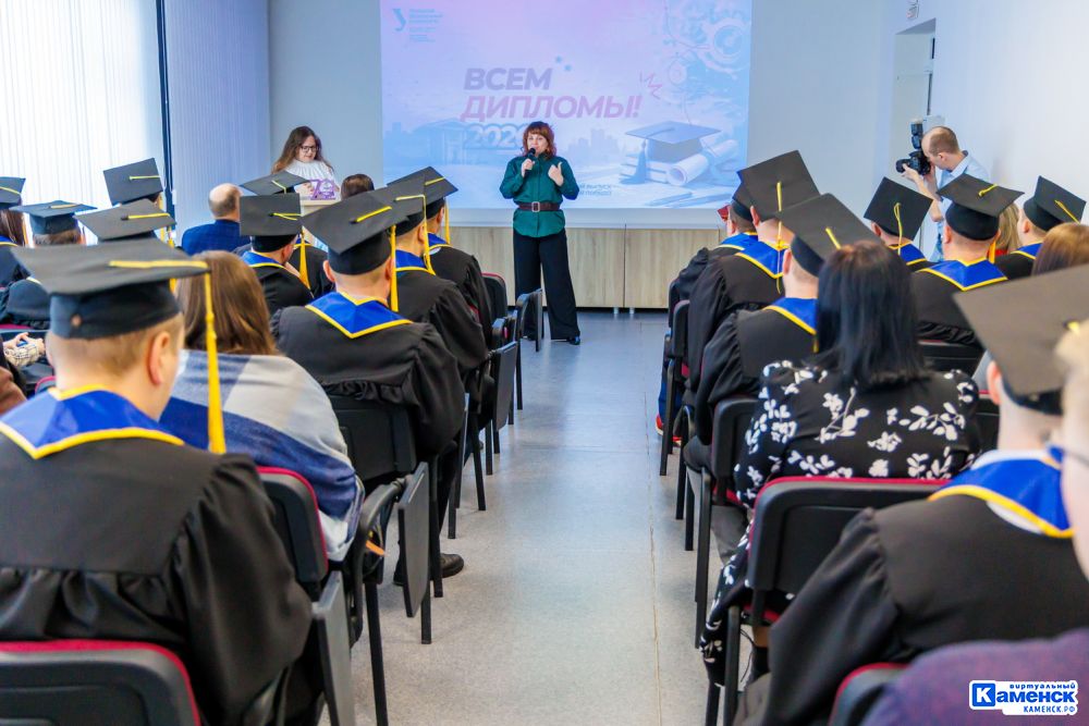 На СинТЗ дипломированных специалистов стало больше