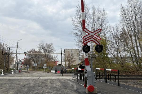 В Каменске-Уральском завершается ремонт переезда между Чкалова и Силикатным