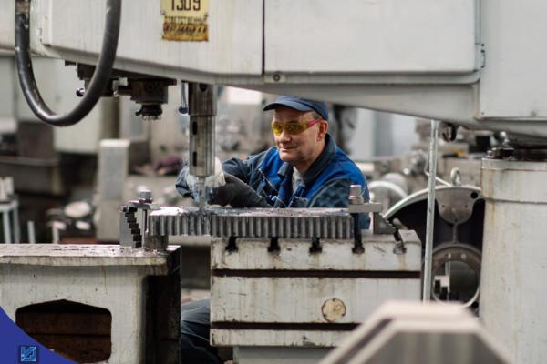 Поддерживающее звено большого механизма: незаменимая роль вспомогательного цеха