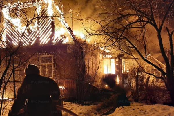 Сегодня ночью в результате пожара в деревне Соколова пострадал ребенок