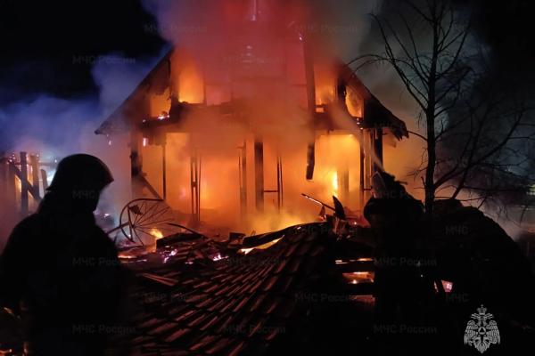В Малой Кодинке огнём уничтожен частный дом