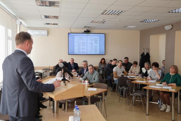 Депутатов городской думы Каменска-Уральского девятого созыва обучали работать