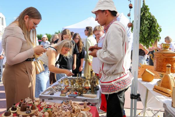 В Каменске-Уральском утвердили график ярмарок на 2026 год