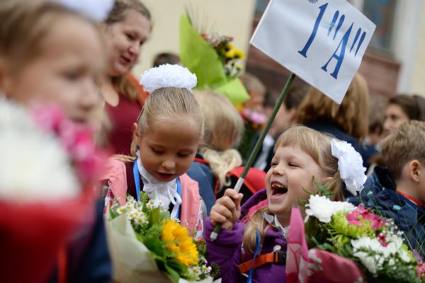 30 июня в Каменске-Уральском завершается прием заявлений для поступления в первые классы школ