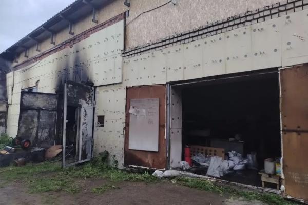 Токарное оборудование пострадало в результате пожара в гараже в Красногорском районе