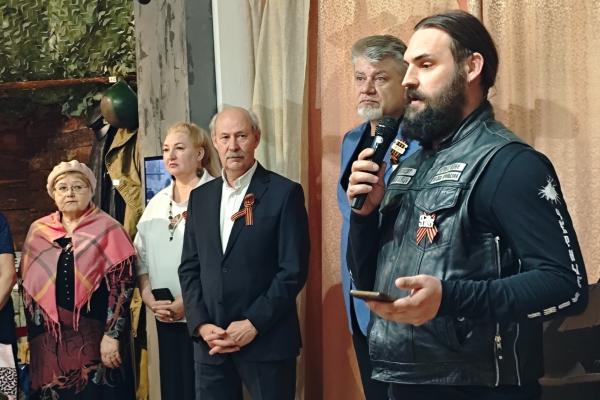 В краеведческом музее Каменска-Уральского представили обновлённую экспозицию к юбилею Победы «Гордимся и помним»