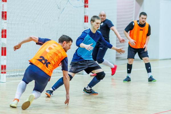 Синарские трубники провели турнир по мини-футболу