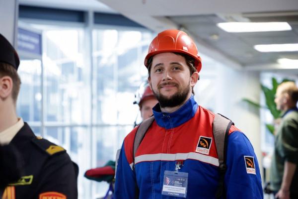 СинТЗ: Лучший среди профессионалов